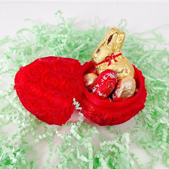 Rose-Covered Easter Eggs – Handcrafted Party Favors, Spring Decor, Wedding Gifts - Picture 1 of 8